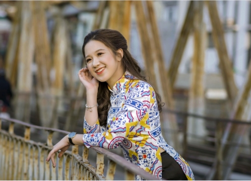 ハノイ2階建て観光列車_アオザイレンタル付き